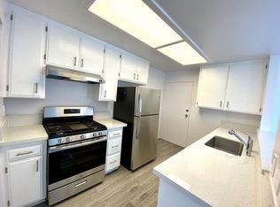 1122 W 166th St #1, Gardena, CA 90247
