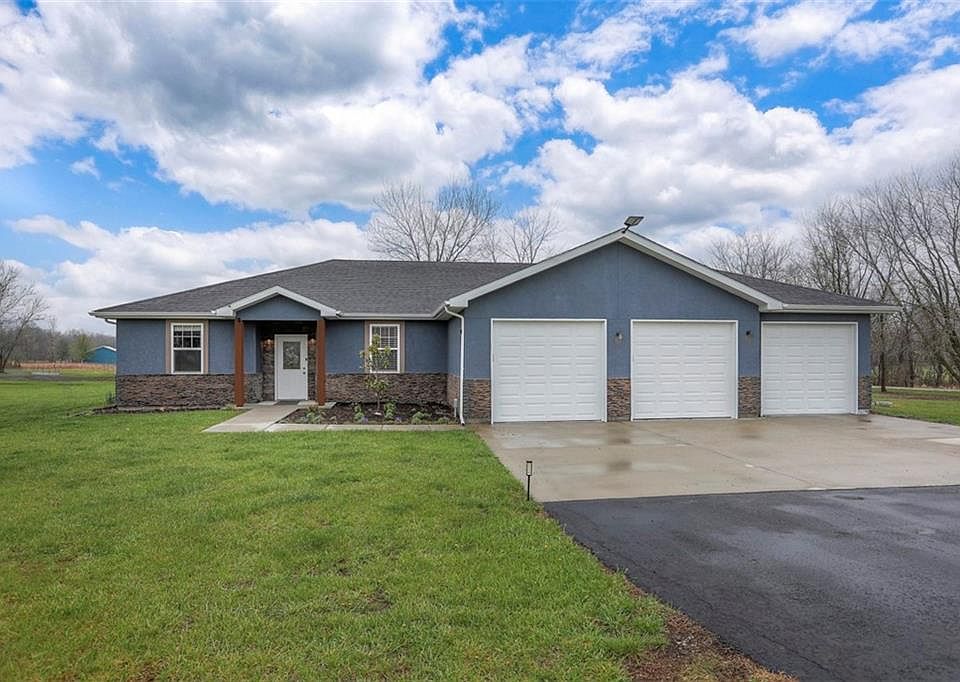 1st image of 1660 NW 795th Rd