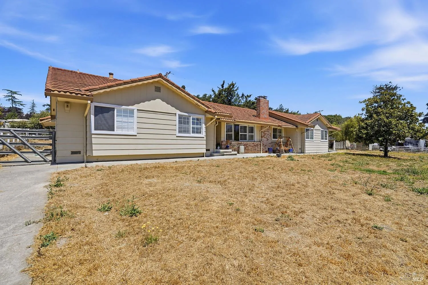 397 W Railroad Avenue - Photo 4