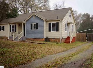 13 Eastview Dr, Greenville, SC 29605