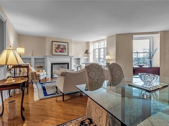 2nd image of 800 W Ferry St APT 5A