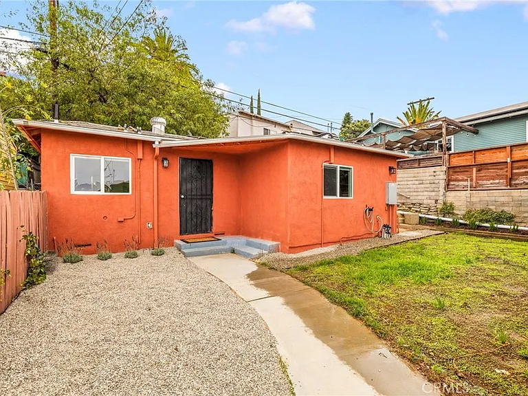 4173 York Blvd — Photo 1