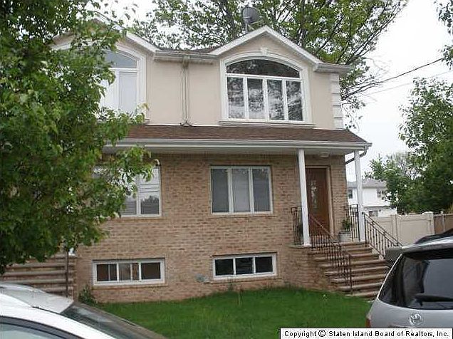1st image of 228 Moreland St