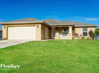1724 NE 1st Ave, Cape Coral, FL 33909