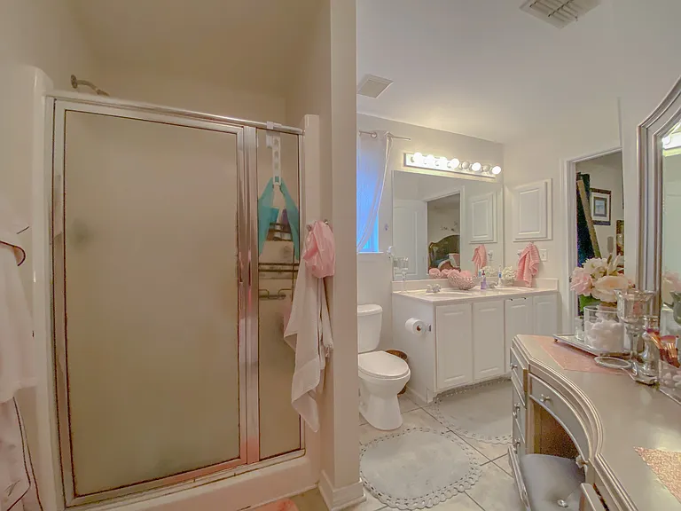 115 Secret Harbor Dr — Photo 32