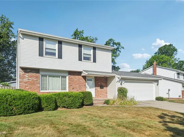 5362 Oak Ridge Dr, Willoughby, OH 44094