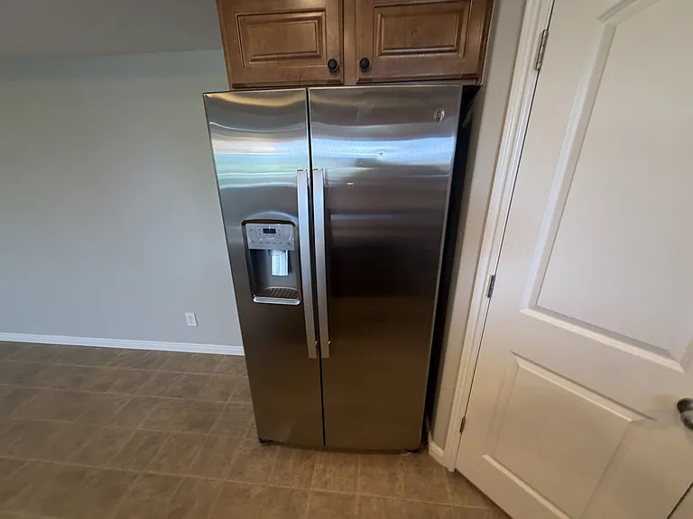 999 Village River Ln #B8 — Photo 9