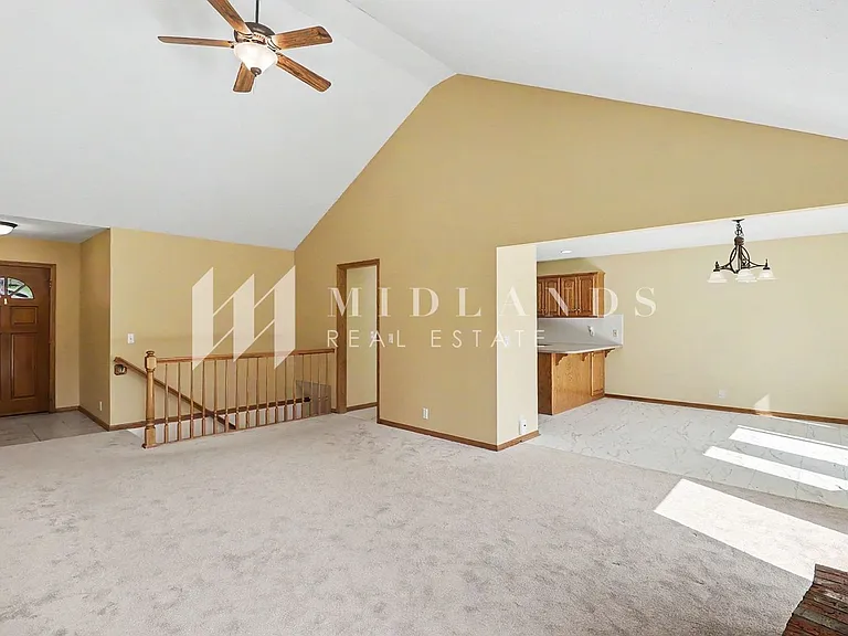 123 Wilma Rd — Photo 3