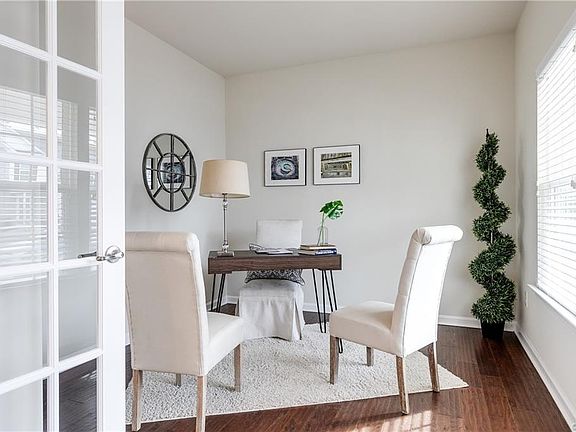 5th image of 10784 White Dogwood Dr