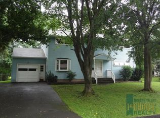 67 Root St, New Hartford, NY 13413