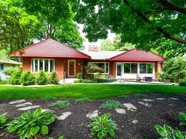 2441 Adirondack Trl, Dayton, OH 45409