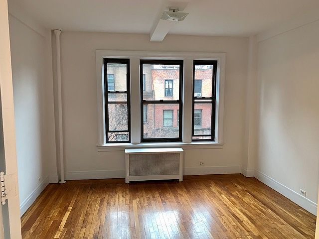 1st image of 325 W 77th St APT 5A