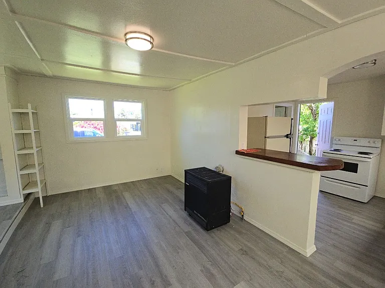 2350 Eye St — Photo 7