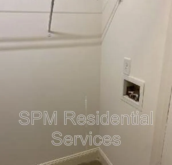 2612 Broadbill Ln #B — Photo 7