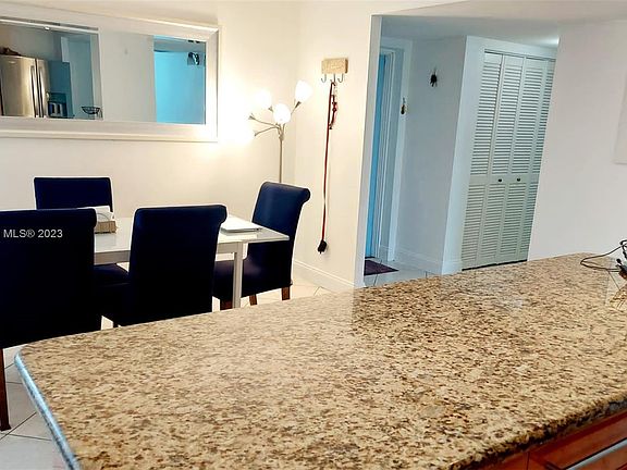 5th image of 20341 NE 30th Ave #Penthouse 18-6