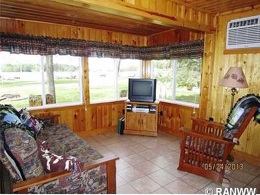 5th image of 6587 Blue Heron Bay Dr