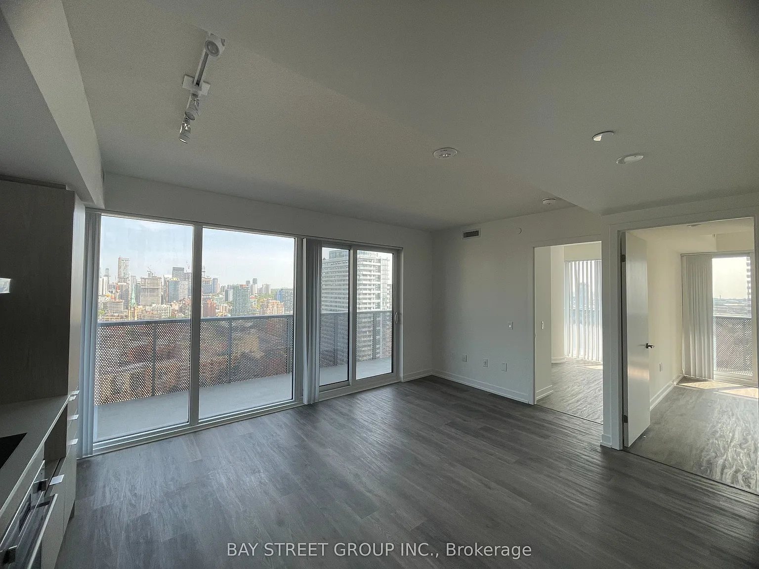 2 bed, $3,300 — Photo 2