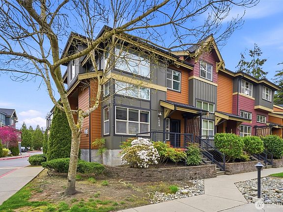 3rd image of 4848 Ellis Way