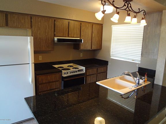 5th image of 520 W Tonopah Dr Unit 1