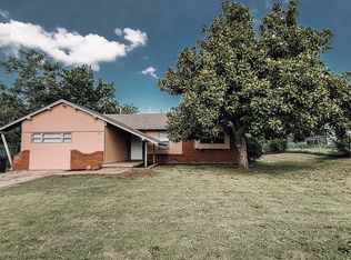 6104 N Redmond Ave, Oklahoma City, OK 73122