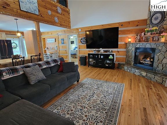 5th image of 156 Tenessia's Way