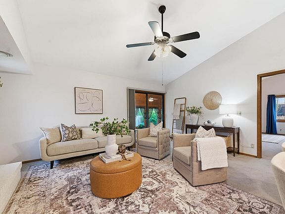 4th image of 1933 N Pleasantview Cir