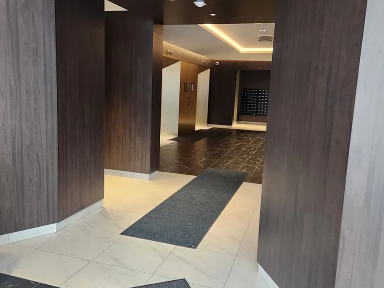 500 Dupont St #410 — Photo 16