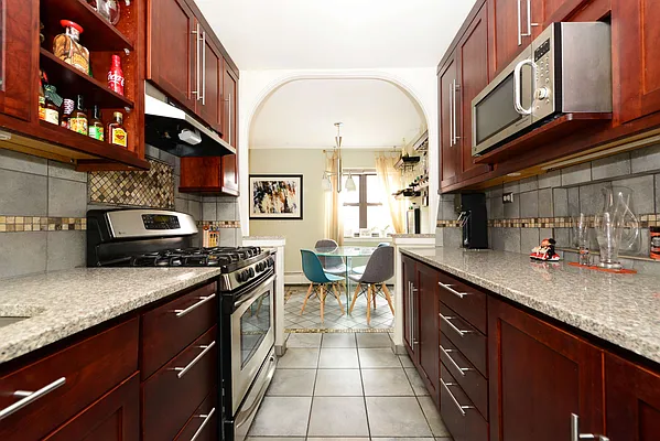 Sold by Keller Williams Realty Landmark | media 2