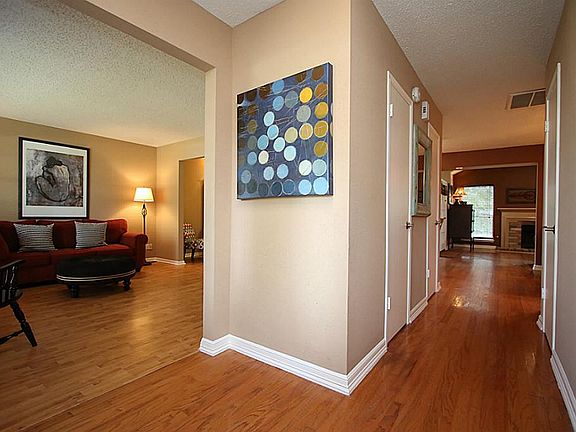 4th image of 8647 Plum Lake Dr