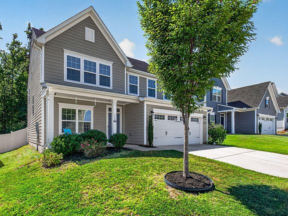 3rd image of 148 Amber Acorn Ave