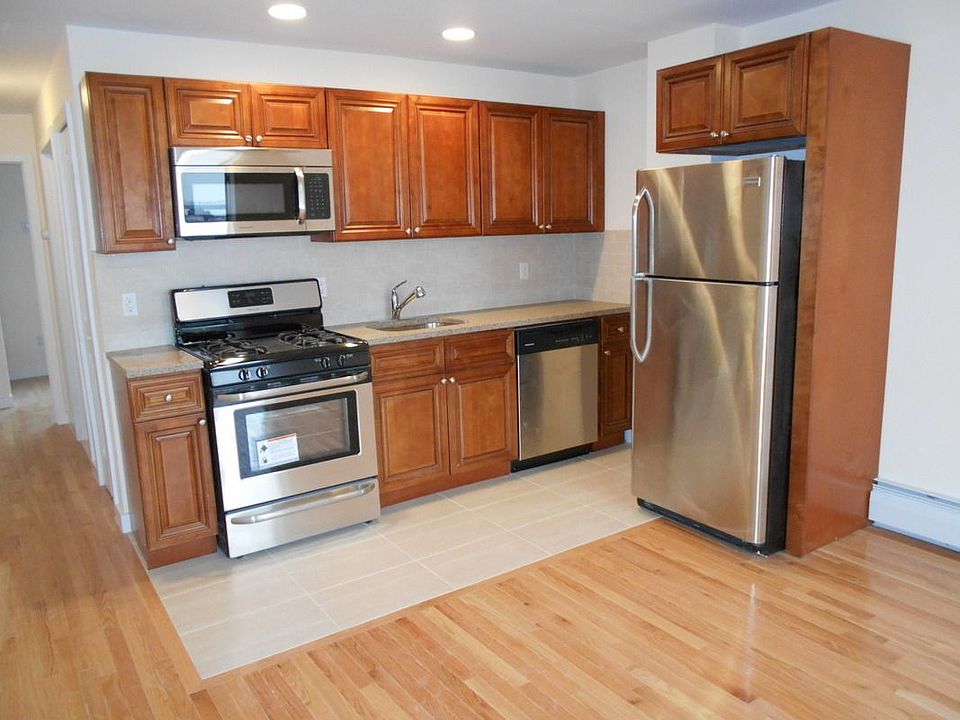 1st image of 14-34 31st Ave #5AA