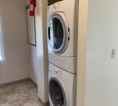 4th image of 4731 Topaz Ave #4