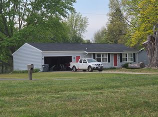 346 12th St, Plainwell, MI 49080