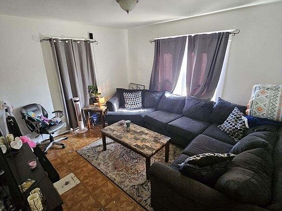 3rd image of 401 Keene Ave