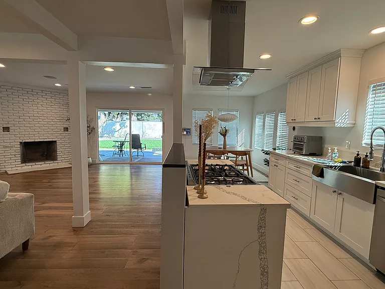 7016 McLennan Ave — Photo 6