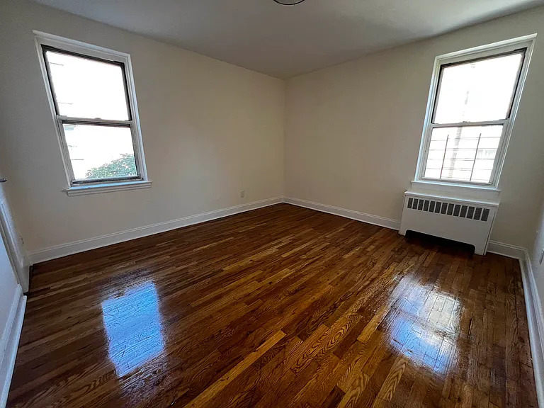 143-36 Barclay Ave #4P — Photo 5