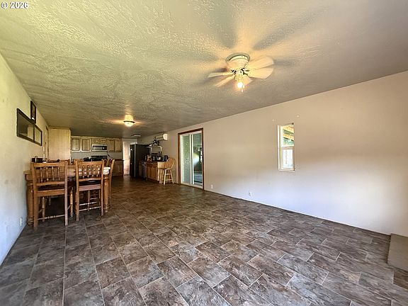 4th image of 17623 Brown Deer Ln