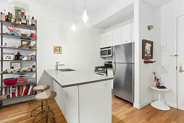 Rented by Compass | media 12