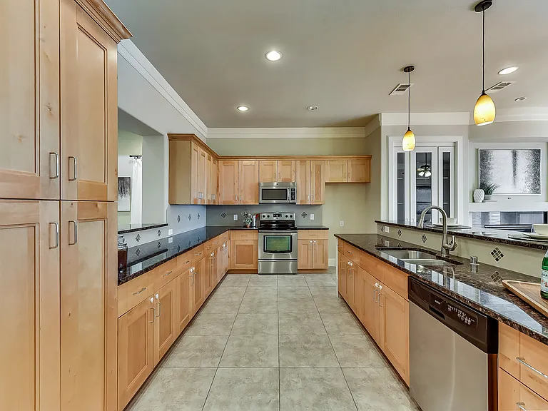 5956 Lewis St — Photo 16