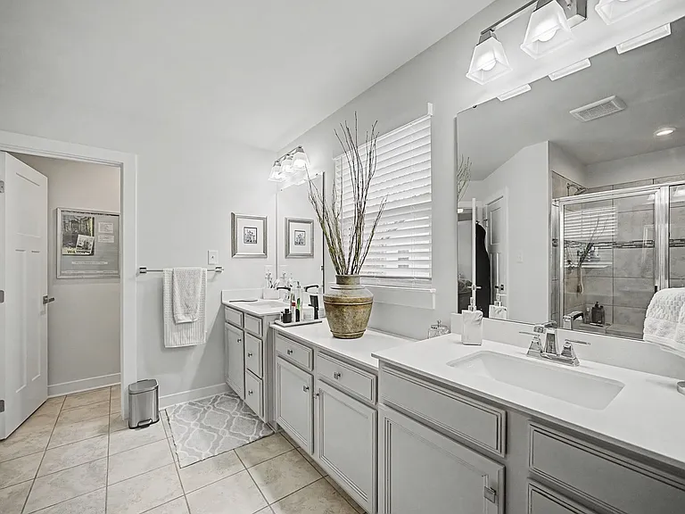 18307 Sagamore Dr — Photo 40