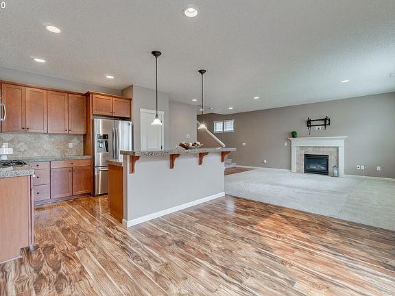 3rd image of 3305 N Pioneer Canyon Dr