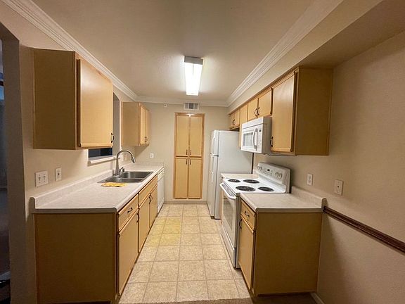 5th image of 6850 Sharlands Ave Unit U2120