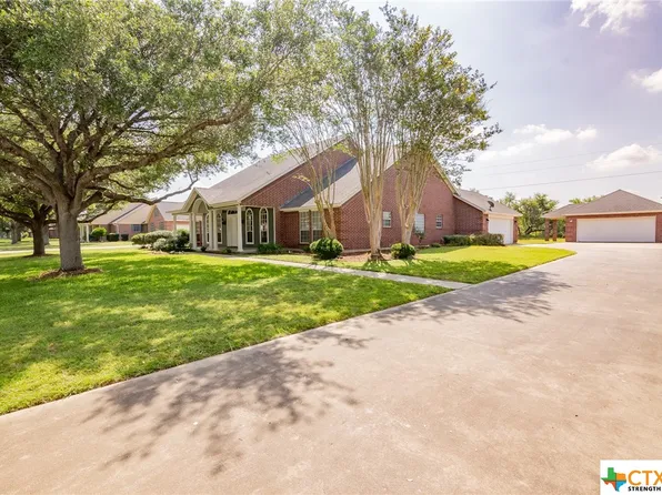 276 Park Ln, Victoria, TX 77904