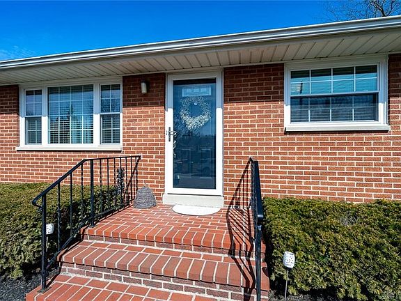 2nd image of 2101 Grice Ln