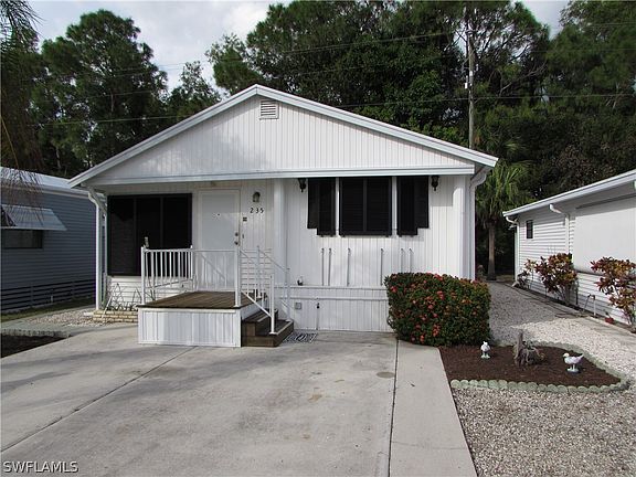 2nd image of 235 Caravan Cir #E