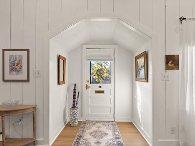 14 Thompson Rd, Beverly, MA, 01915
