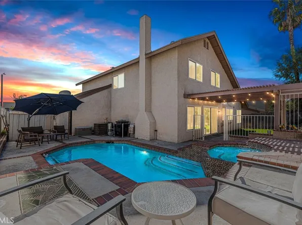 974 Nottingham Dr, Corona, CA 92878