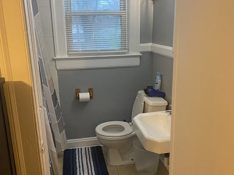 1109 N Buchanan Blvd #C — Photo 9