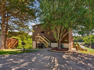 2350 Kerr Rd, Sevierville, TN 37876