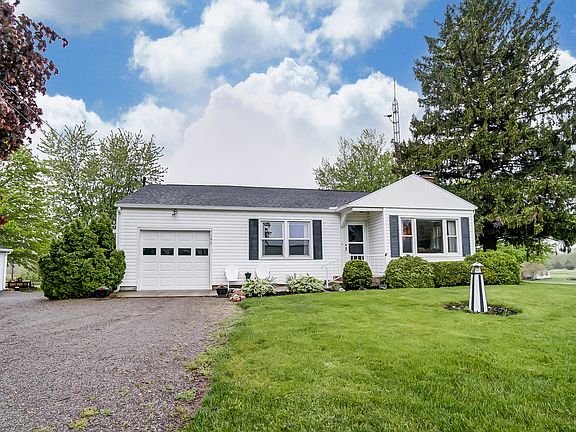 2nd image of 5195 County Road 130